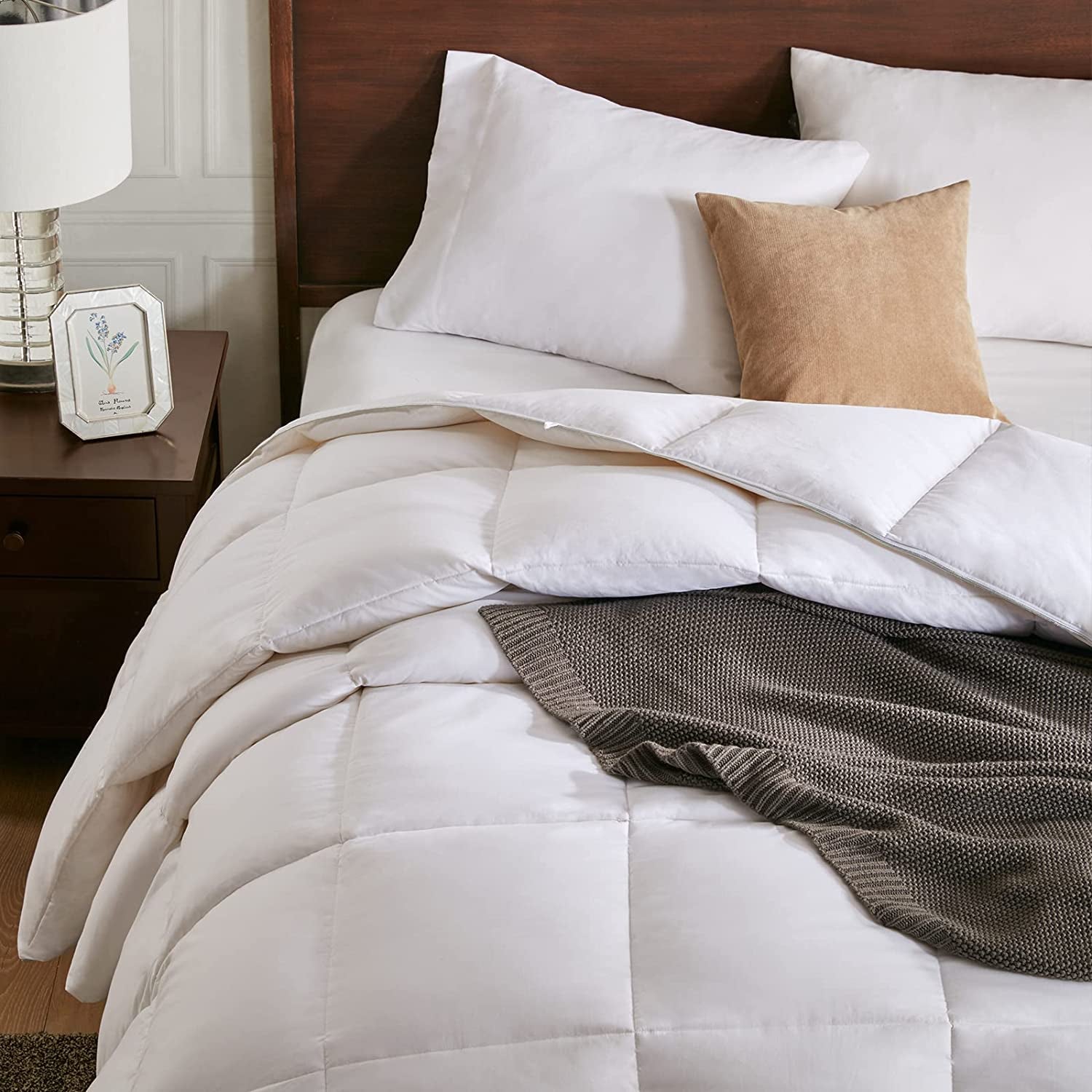 Heavyweight Goose Feather down Comforter California King Size - Ultra-Soft Thicker Winter Feather down Duvet Insert for Colder Weather/Sleeper (California King, White)